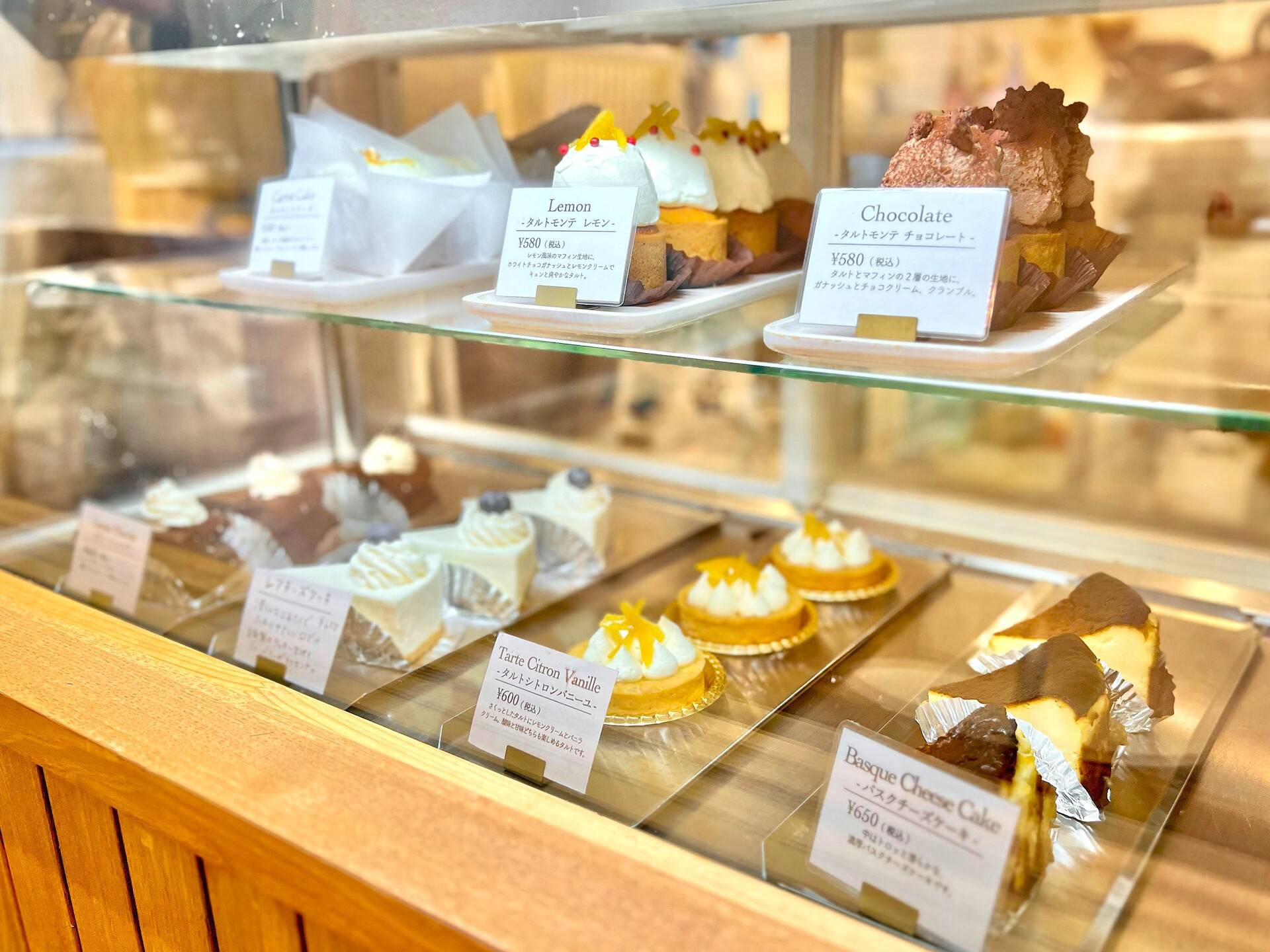 巨大生チョコドーン！東京「ボンヌカフェ ヌック」のかき氷に目がテン