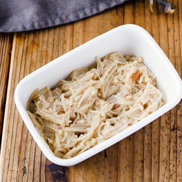 保存容器に入った梅なめ茸