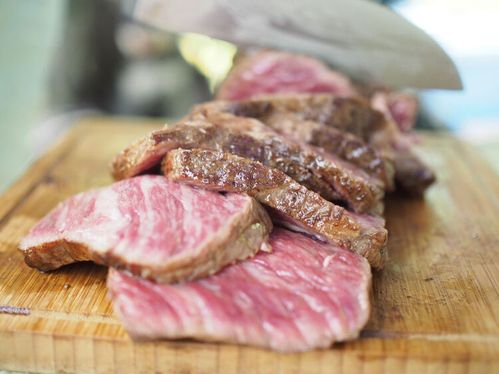 ミディアムレアってどれくらい お肉を楽しむ10の焼き方 Macaroni