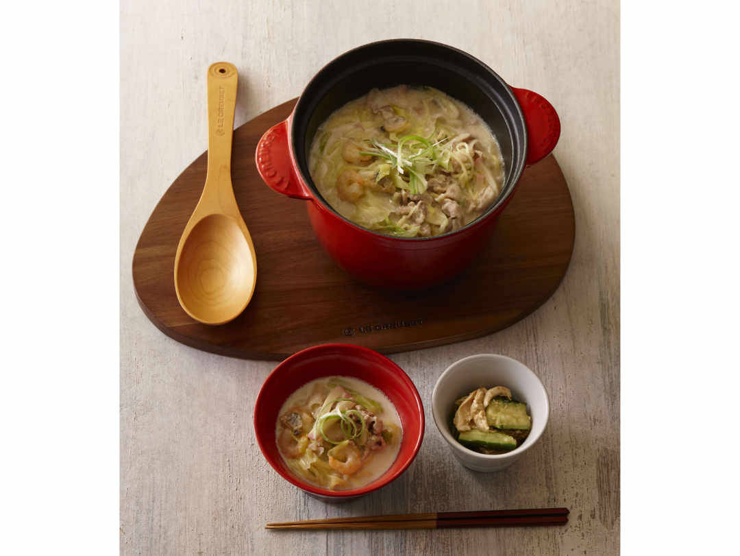 365日のパンとスープ】チーズがとろける具沢山ミネストローネ - macaroni