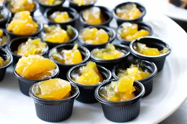 豪華なおせちがこの値段!ローソンストア100の「100円おせち」が本格派の画像