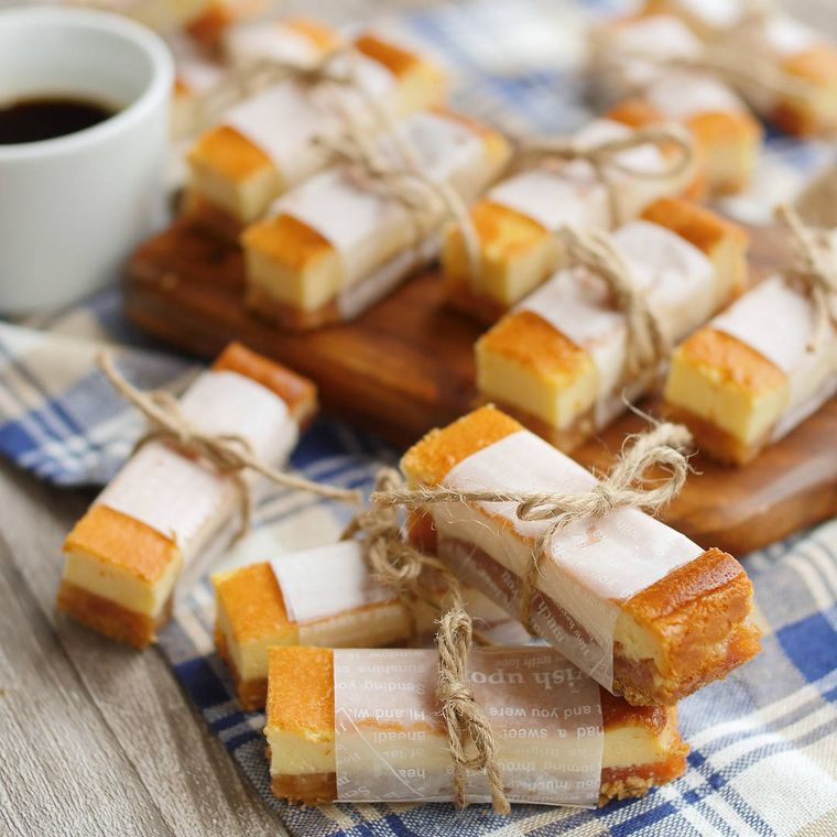 リンゴとはちみつのスティックチーズケーキ