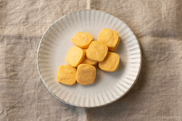 - 手土産図鑑 - チーズ好きが悶絶するクッキー「プティ・フール・サレ」は手土産の新定番の画像