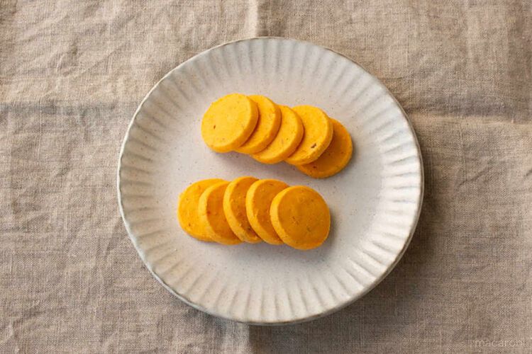 - 手土産図鑑 - チーズ好きが悶絶するクッキー「プティ・フール・サレ」は手土産の新定番の画像