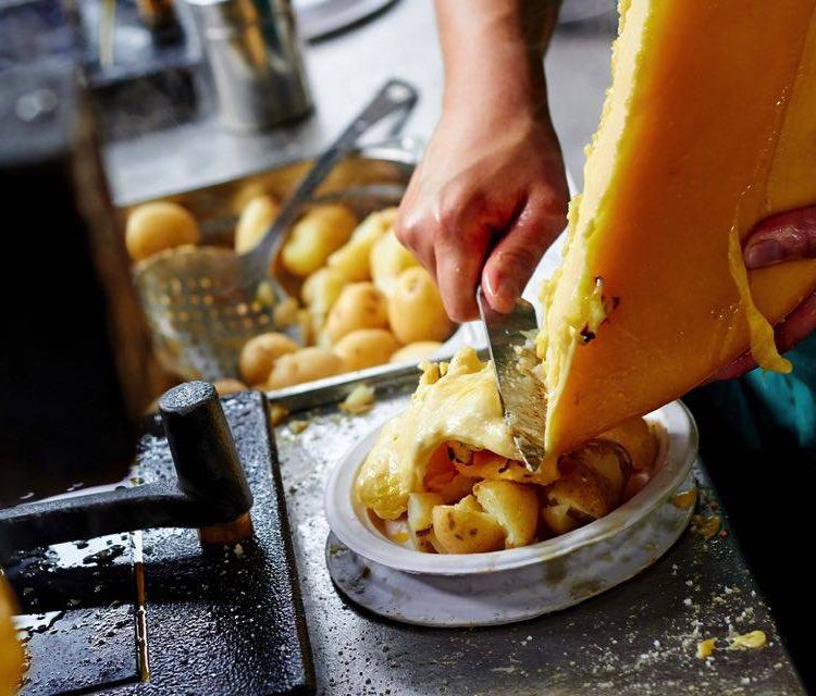 お家で気軽に楽しみたい 燻製チーズの作り方 おすすめの食べ方 Macaroni