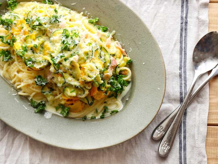 ズッキーニとベーコンのクリームチーズパスタ