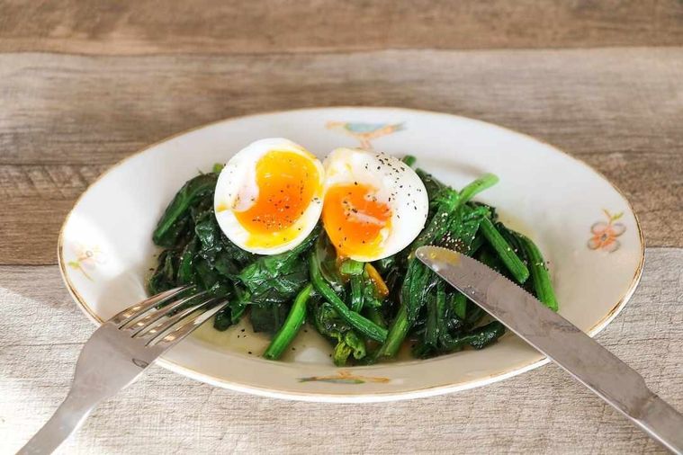 ほうれん草のペペロンチーノ