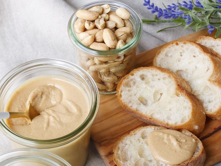 段違いの香ばしさ 手作りピーナッツバター Macaroni