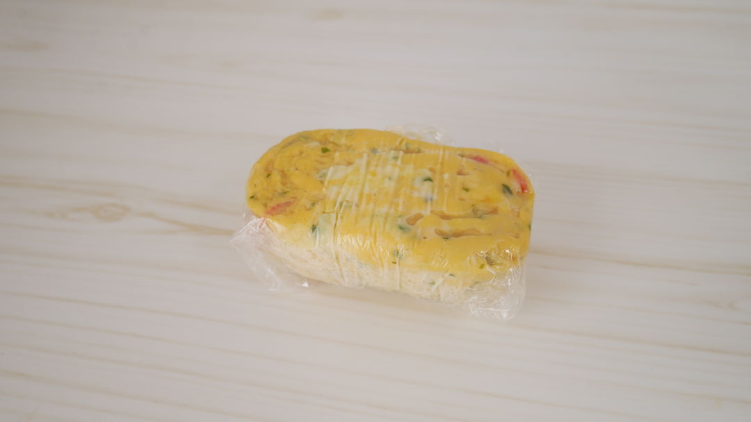 たまごソムリエが教える。フライパンなし、5分で作れる卵焼きの画像