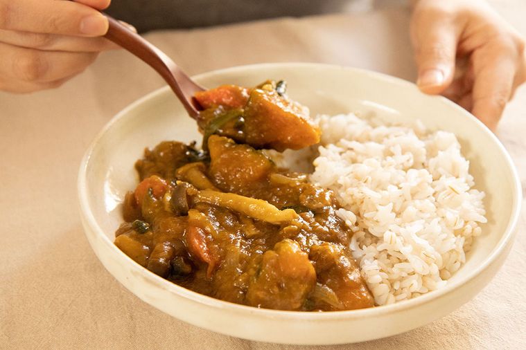 料理好きスタッフの家カレー!トムヤムや蕎麦屋風など6つの味をご紹介の画像