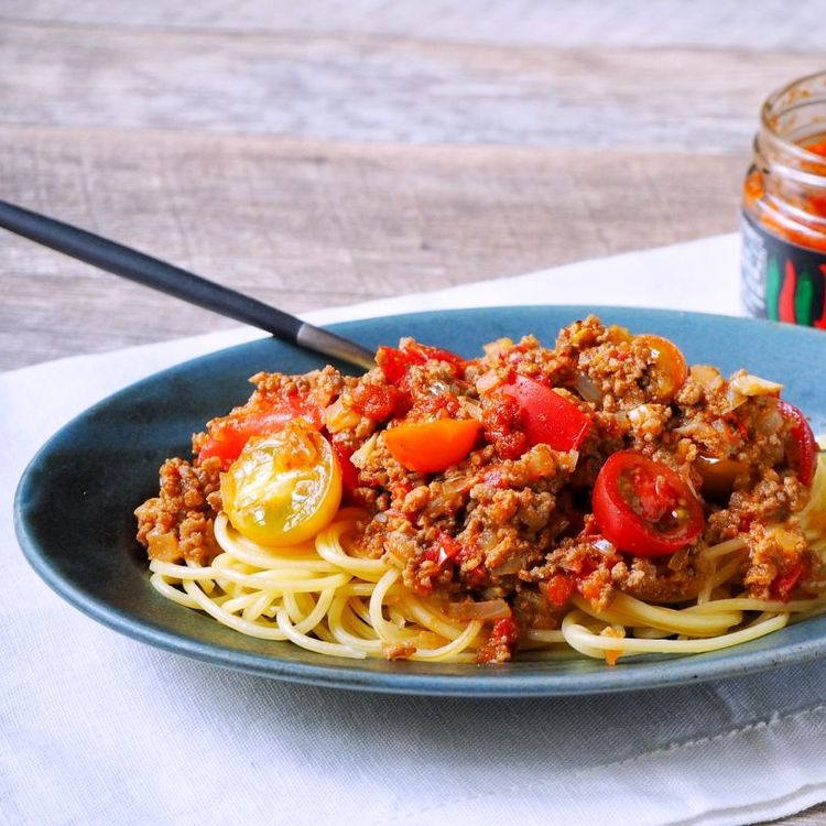 のせて悶絶 カルディ 美味しくする激辛ソース で料理の幅広がる Macaroni