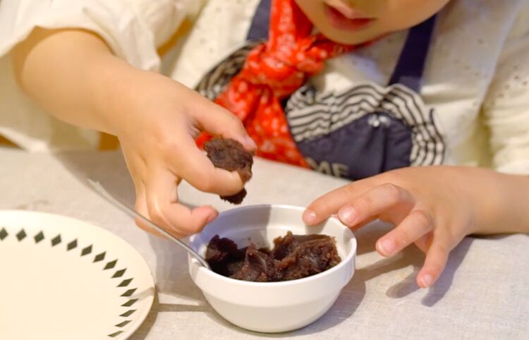 端午の節句に♪子どもが作る、簡単かしわもち【ひとりでできたよ vol.7】の画像