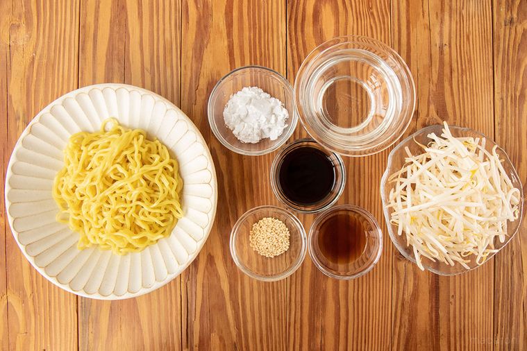 「オイスターソース」とレンジで!時短&節約のササッと中華ランチ【調味料活用 vol.17】の画像