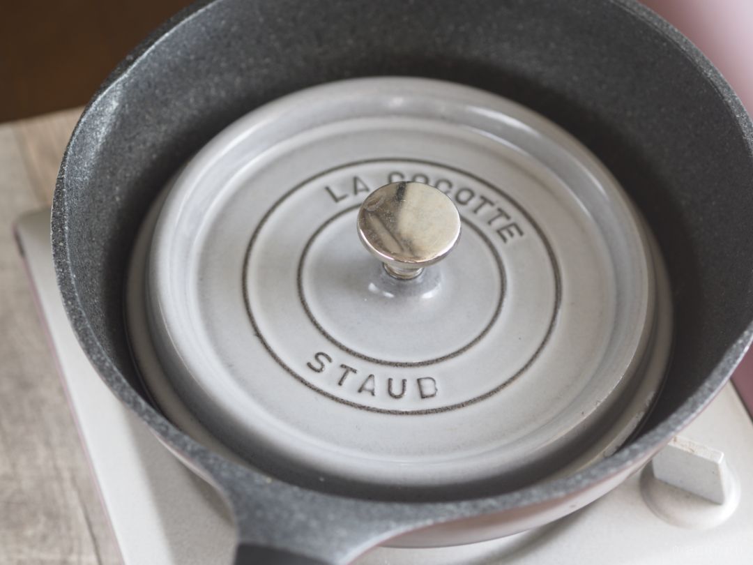 皮をパリパリに 鶏肉の上手な焼き方 4つのコツ Macaroni