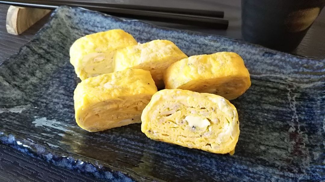 チーズがとろり しらす入り卵焼きの作り方 レシピ Macaroni