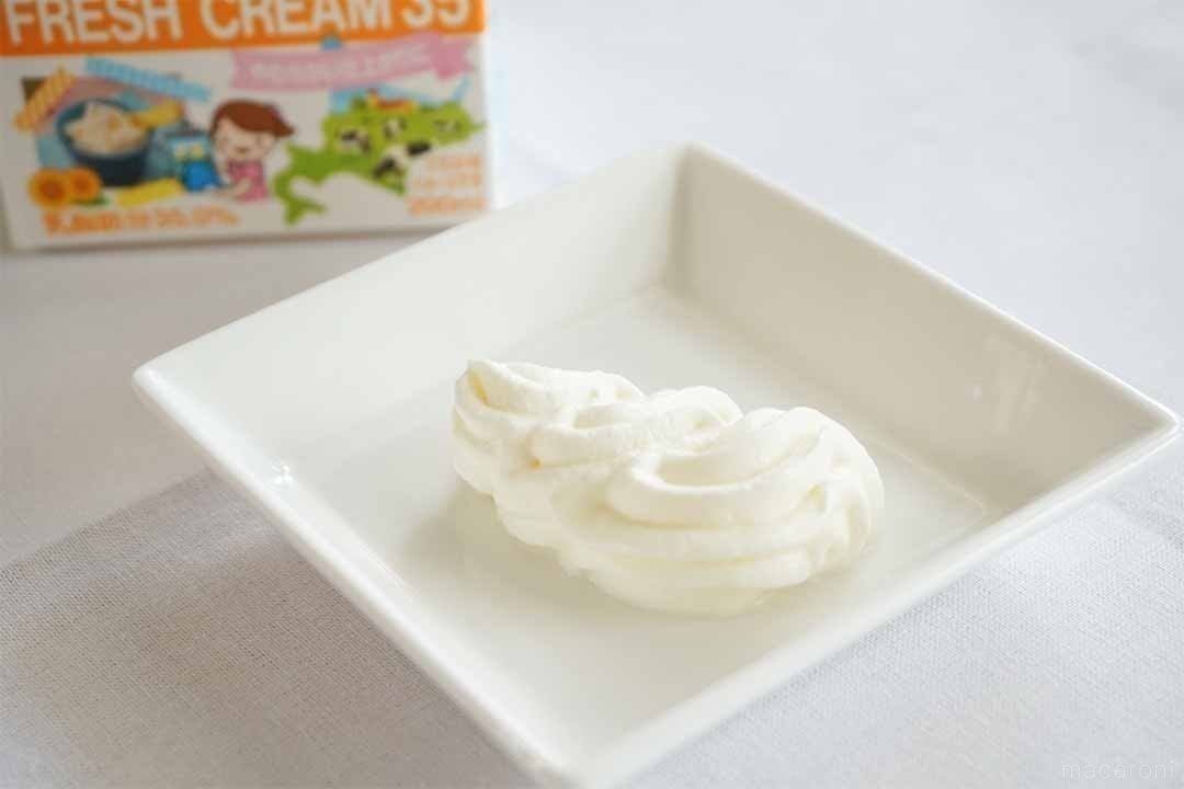 調理師が解説】ホイップクリームと生クリームの違いは？見た目や特徴を