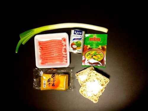 すぐに温まれる お家で グリーンカレーうどん を作ってみました Macaroni