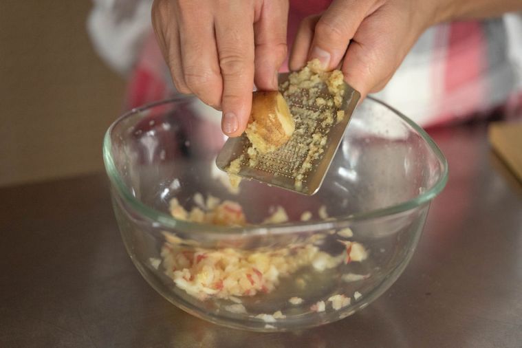 おしゃれ！でもごはんがすすむ「カジキマグロとりんごのソテー」の画像