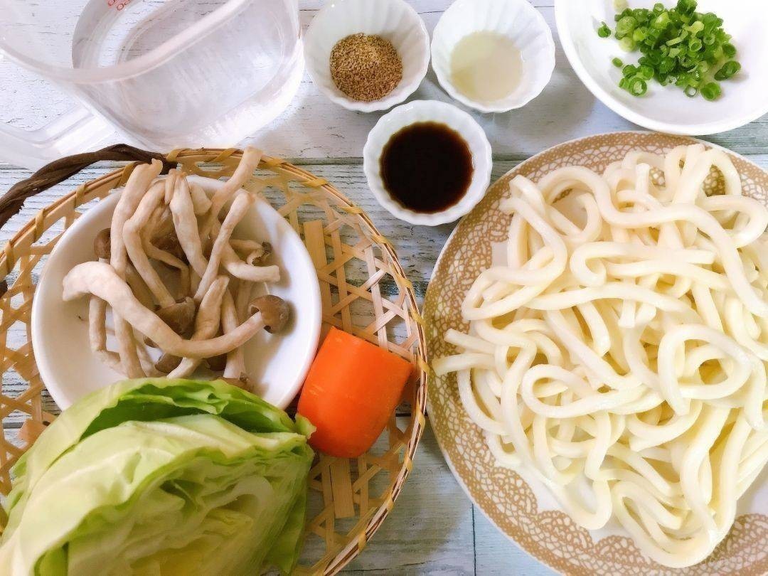 ホッと温まる。具だくさん「野菜うどん」の作り方・レシピ - macaroni