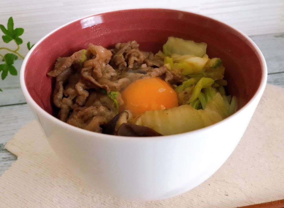 冬のごちそう鍋が丼ぶりに！「すき焼き丼」の作り方・レシピの画像