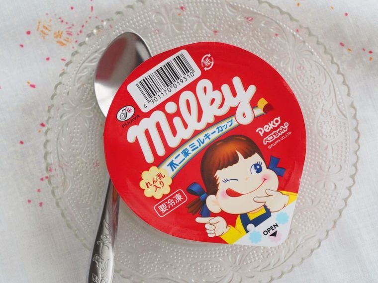 懐かしのあの味。不二家のミルキーがカップアイスになって登場!の画像