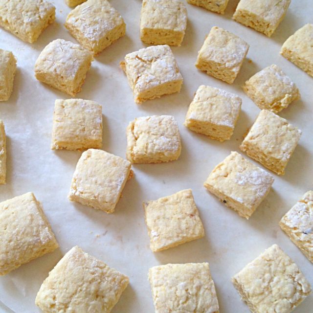 油は使用せず豆乳で水分調整のオイル、卵を不使用の生おからクッキー