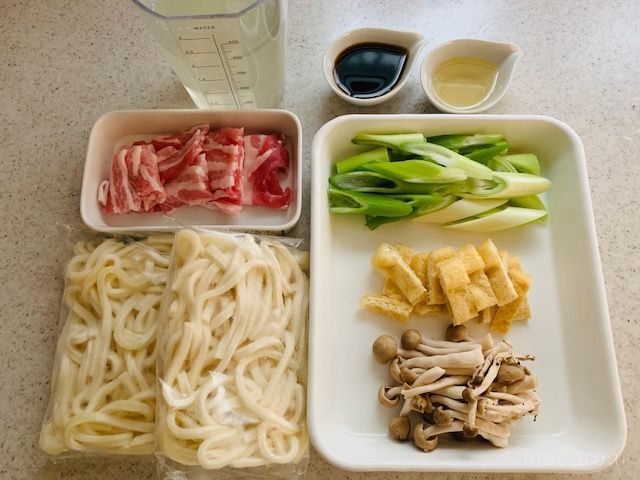 香ばしい焦がしネギ 肉汁うどん の作り方 セットごはん5品 Macaroni