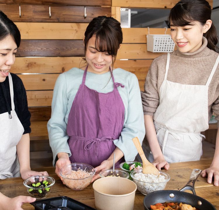Macaroni料理家が 女性のためのお弁当 を考案 あなたの一票で ほっともっと の新商品が決まるかも Macaroni