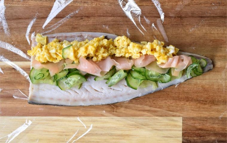華やかなのに意外と簡単。大人も嬉しい「4つの寿司弁当」アイデアの画像