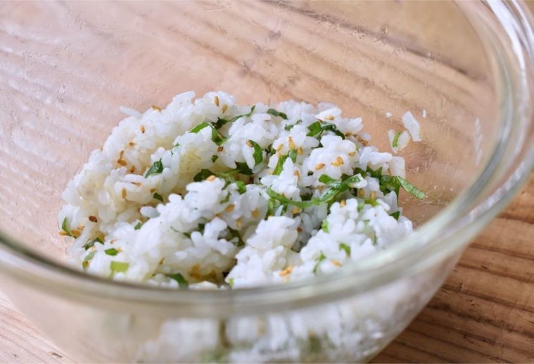 華やかなのに意外と簡単。大人も嬉しい「4つの寿司弁当」アイデアの画像