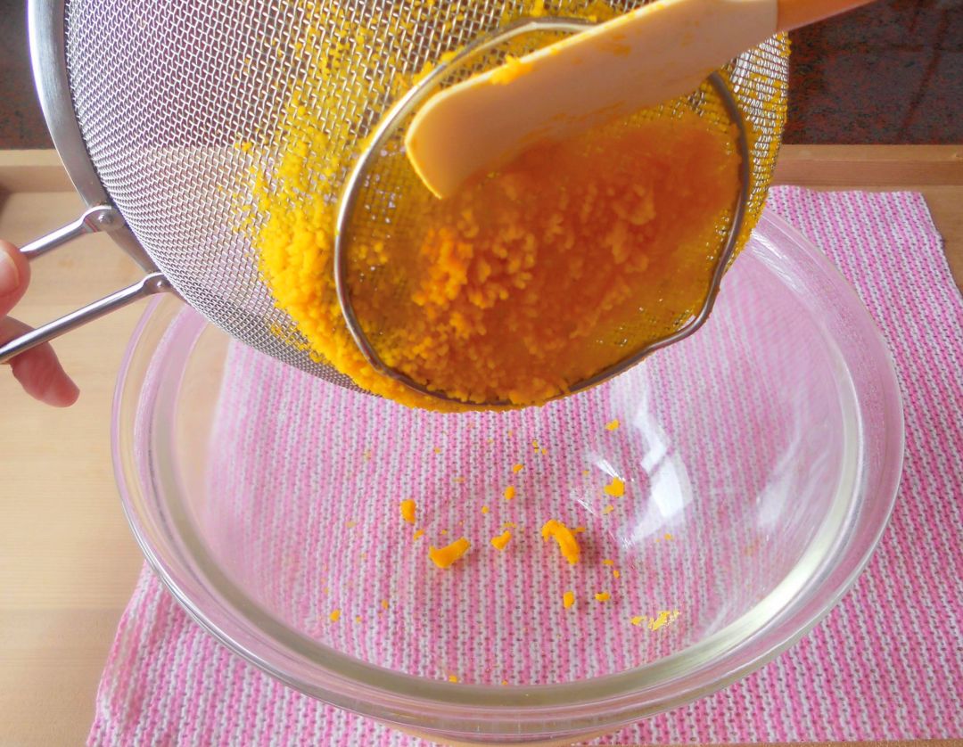 料理の基本 裏ごし の方法をおさらい ザルを使った代用方法も 3ページ目 Macaroni