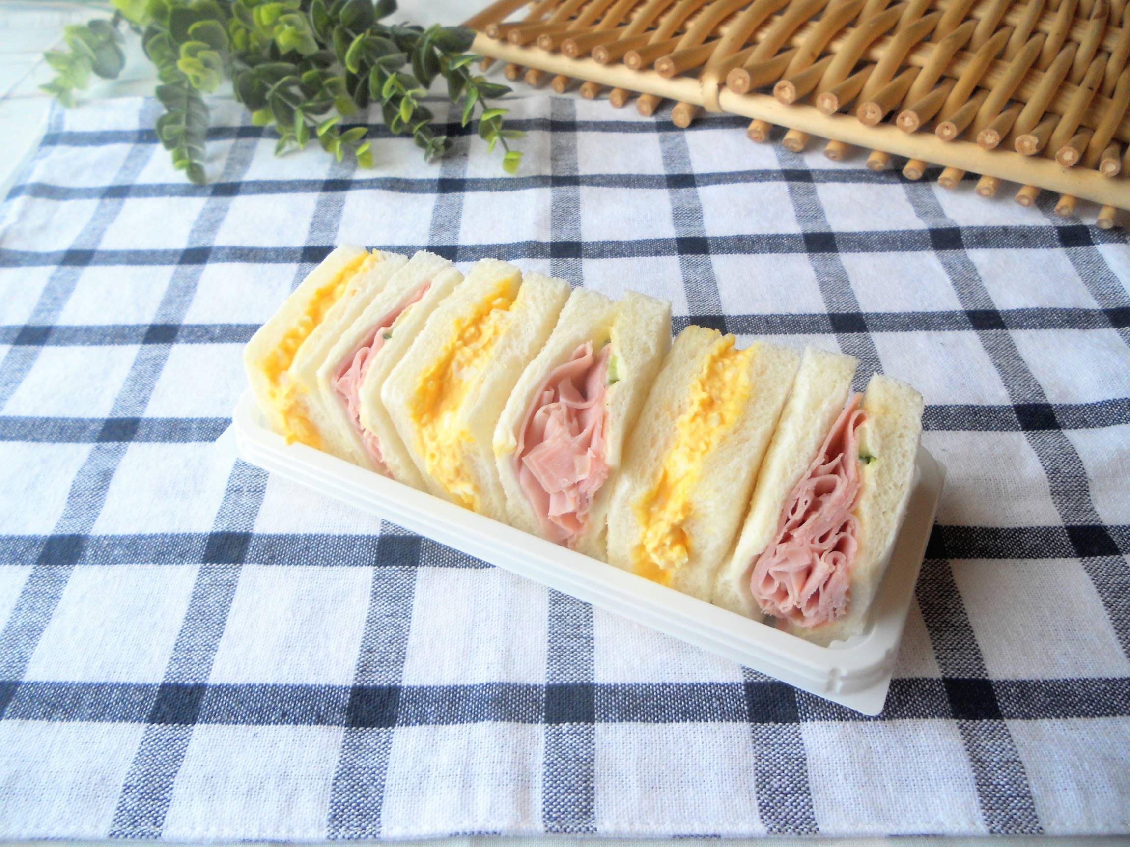 21年版 セブンイレブンのサンドイッチをパン好きライターが評価 Macaroni