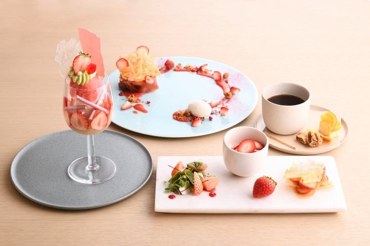 とにかくいちごづくし!銀座・フルーツサロンで春の新メニューが期間限定でスタートの画像