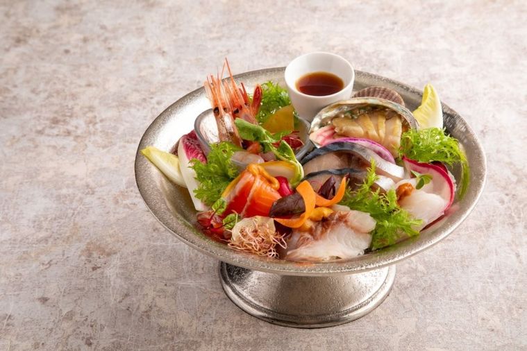 50種のパンが食べ放題♪ 新宿・牡蠣&シーフードレストラン「チッチ」でご褒美ランチの画像