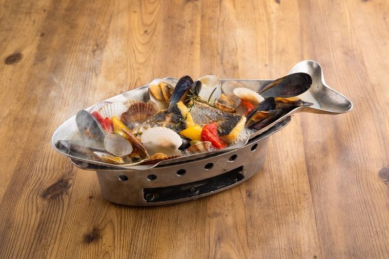 50種のパンが食べ放題♪ 新宿・牡蠣&シーフードレストラン「チッチ」でご褒美ランチの画像
