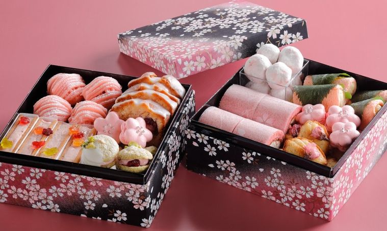 まるで春の玉手箱♪ シェラトン都ホテル大阪の「お花見スイーツ重」でお花見はいかが?の画像