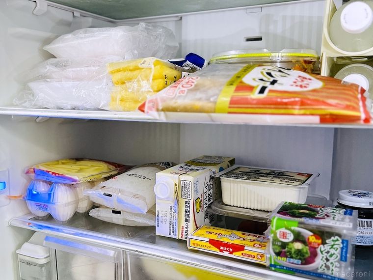 食材がたくさん詰まった冷蔵庫