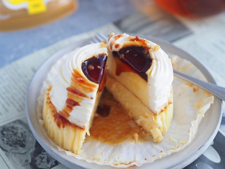 ただのせただけじゃない!? ローソンに傑作「プリンバスチー」が誕生の画像