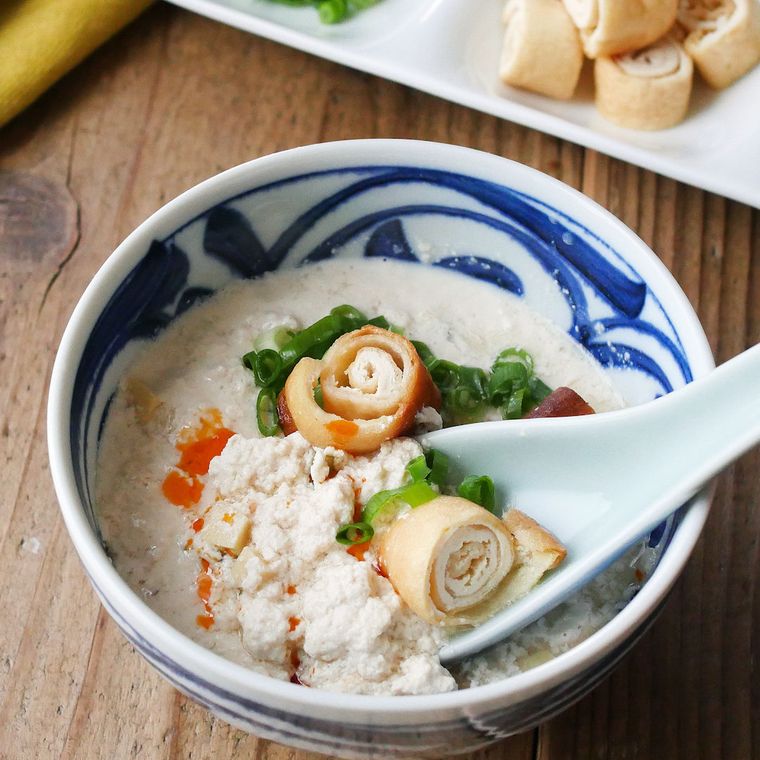 丼に盛られたシェントウジャン