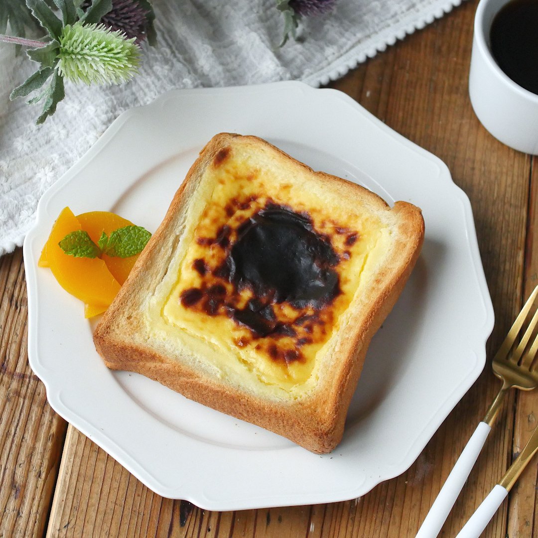 こんがり濃厚 バスクチーズケーキトースト Macaroni