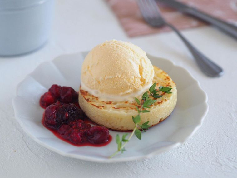 ホットケーキの代わりに。今すぐ試したい「クランペット」の作り方の画像