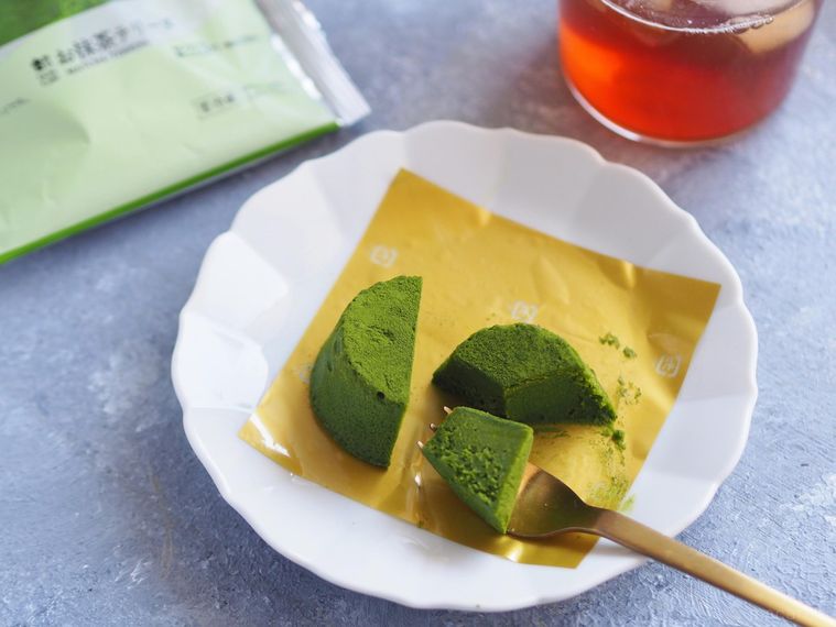 “お” の意味が判明!ローソン新作「お抹茶テリーヌ」は小さいのに超濃厚の画像