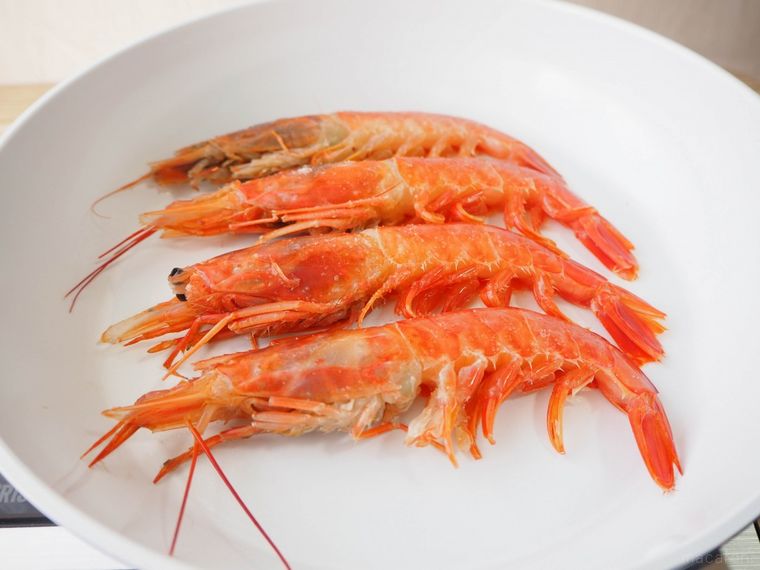 フライパンで簡単 パリッと香ばしい 海老の塩焼き レシピ Macaroni