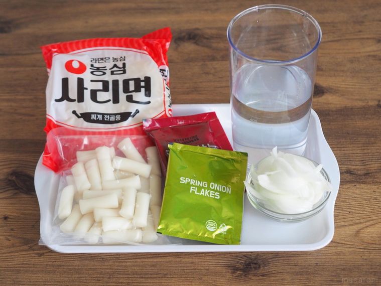 SNSで噂の韓国B級グルメ!「ラッポッキ」をおいしく食べる方法の画像