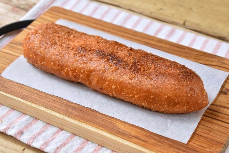 一日2,000本売れる!沖縄発「もとむのカレーパン」をお取り寄せレビューの画像