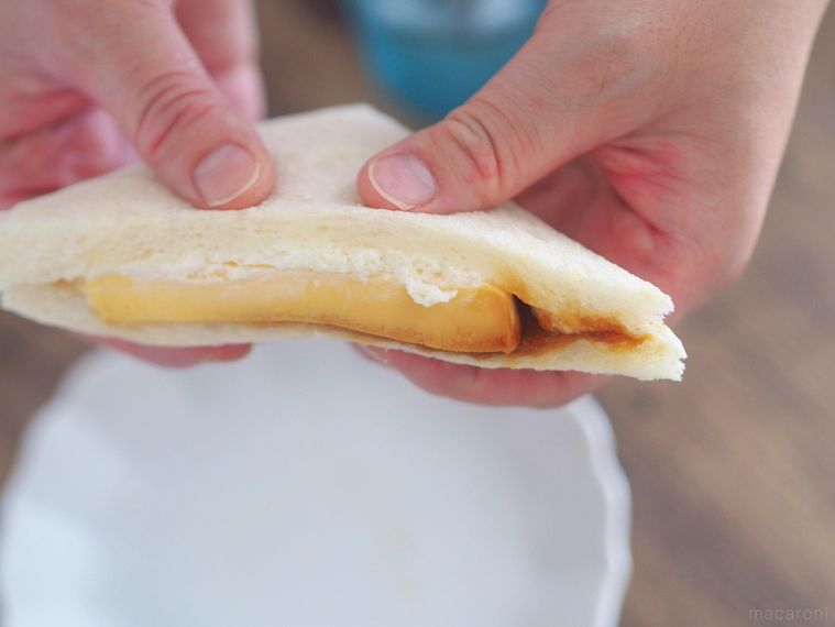 ローソンの新作パン!「濃厚プリンサンド」でワンハンド喫茶店が叶うの画像