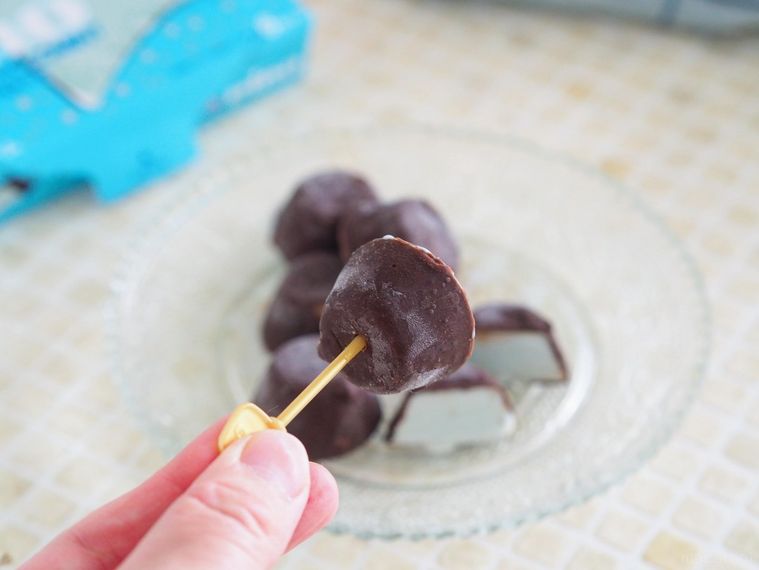 ピックで刺したピノチョコミント