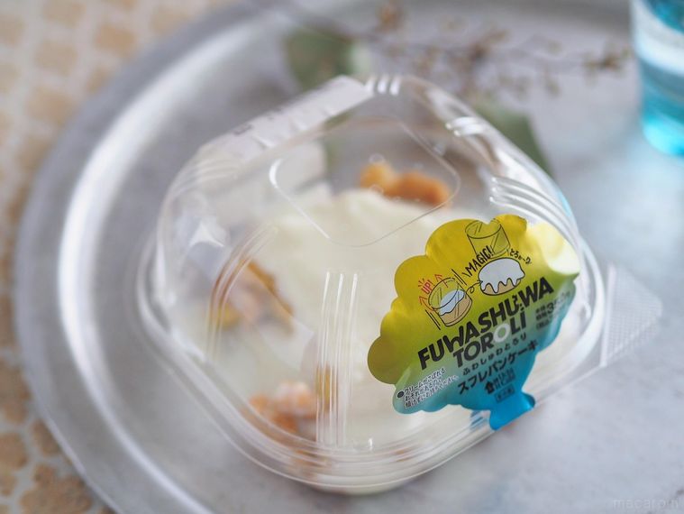 おうち贅沢。ローソン「ふわしゅわとろり スフレパンケーキ」は仕上げが肝心!の画像