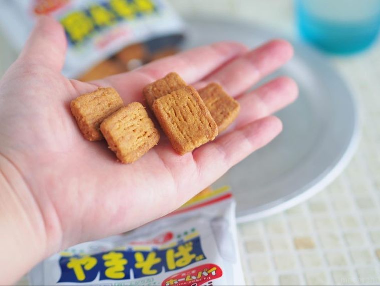やきそばの圧勝…!? ホームパイ×ペヤング味がおやつ界に革命を起こしそうの画像