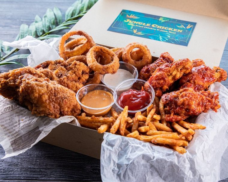 デリバリー限定!アメリカサイズのジャンクフード専門店「Jungle Chicken」新登場の画像